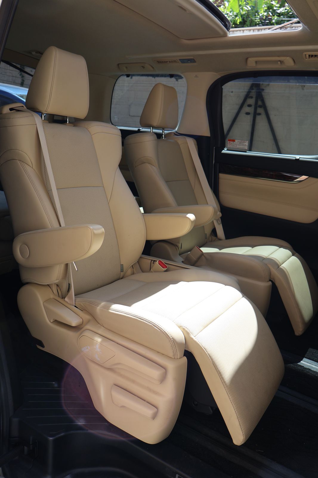 2018 MODEL TOYOTA ALPHARD