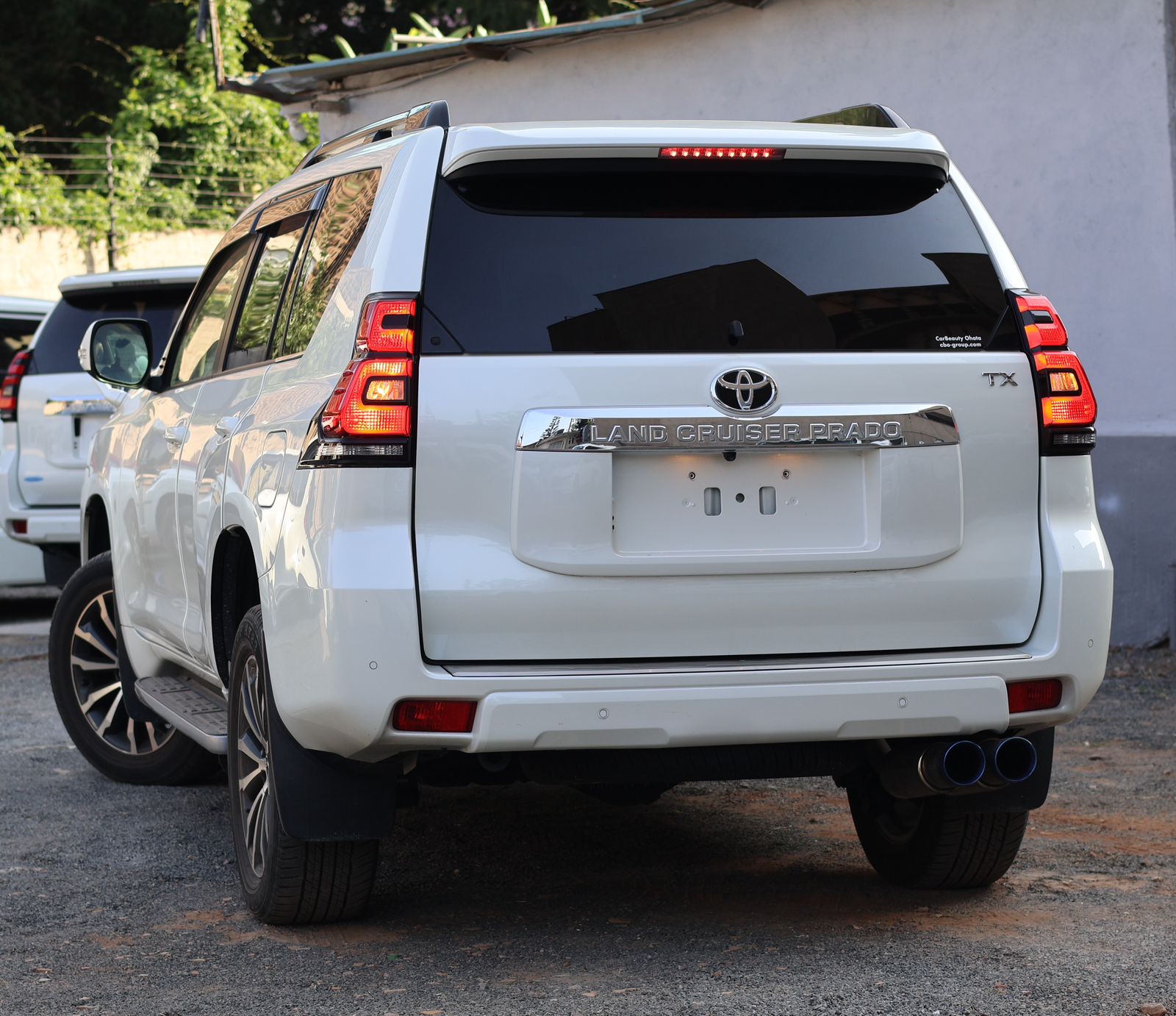 2018 MODEL TOYOTA PRADO