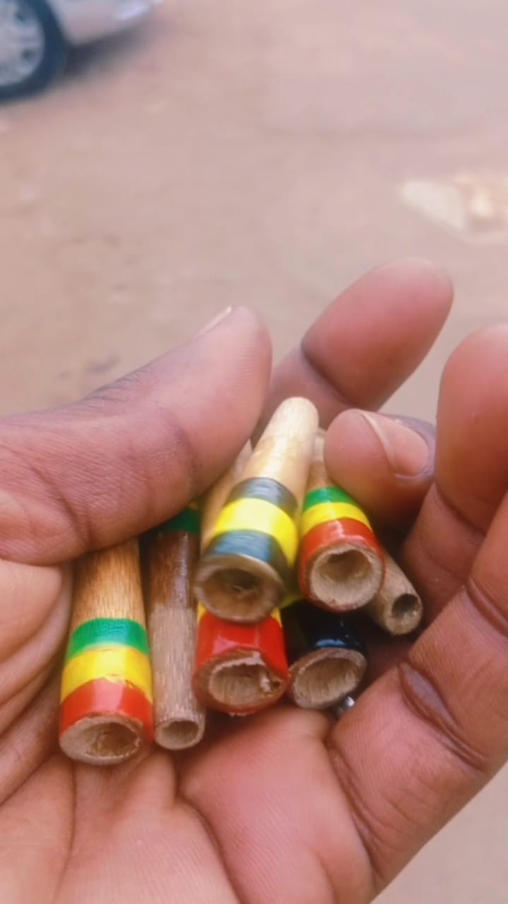 Kiko smoking pipe