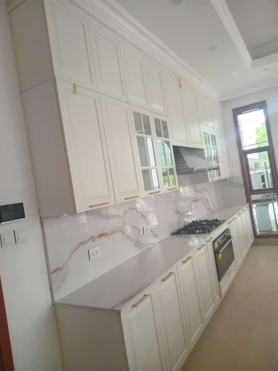 Kitchen cabinets & wardrobe construction