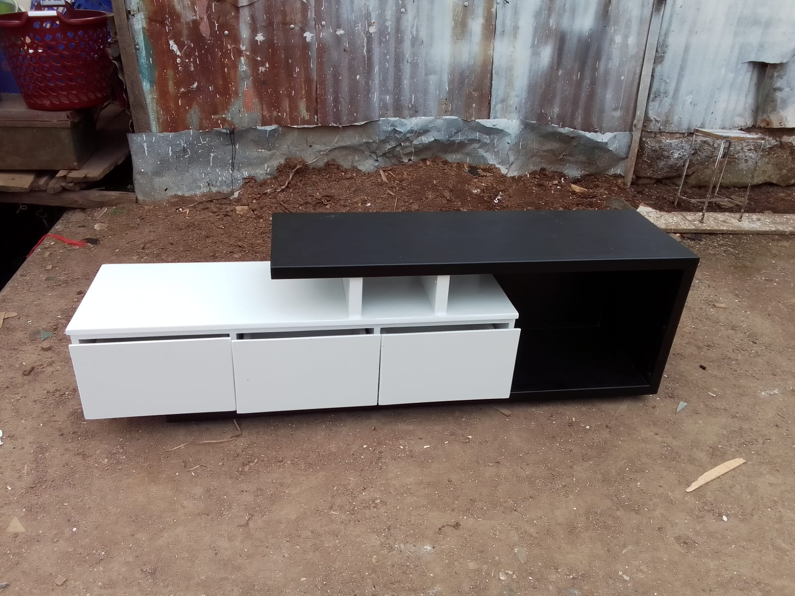 5ft tv stand with drawers