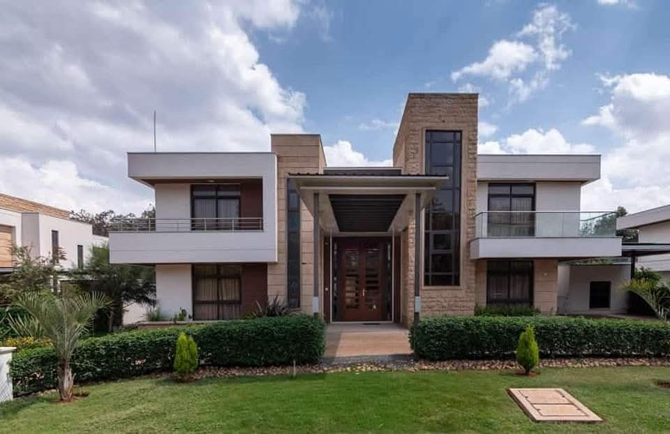 5 bedroom villa for sale