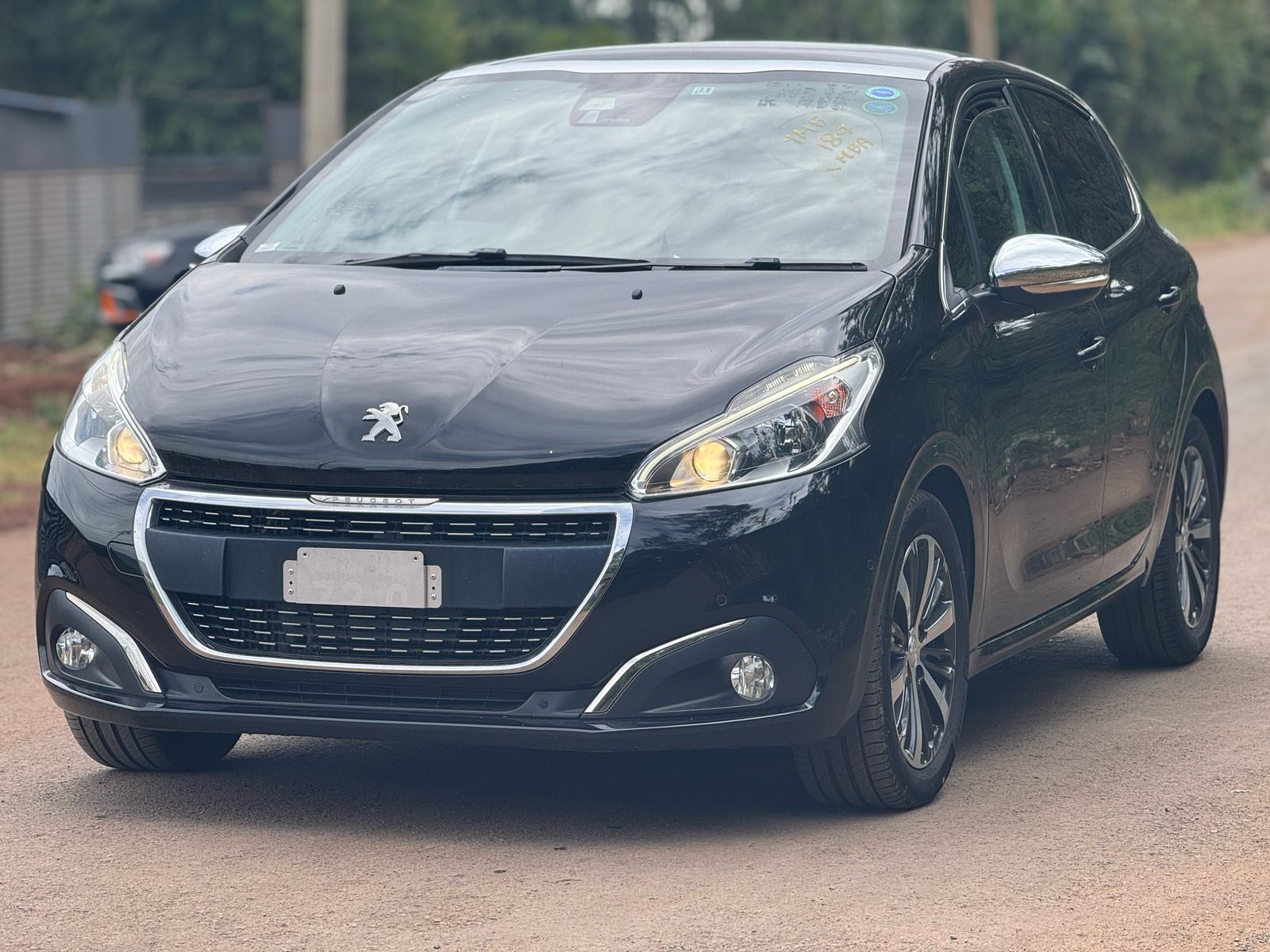 2017 PEUGEOT 208 AUTOMATIC PETROL MOONROOF