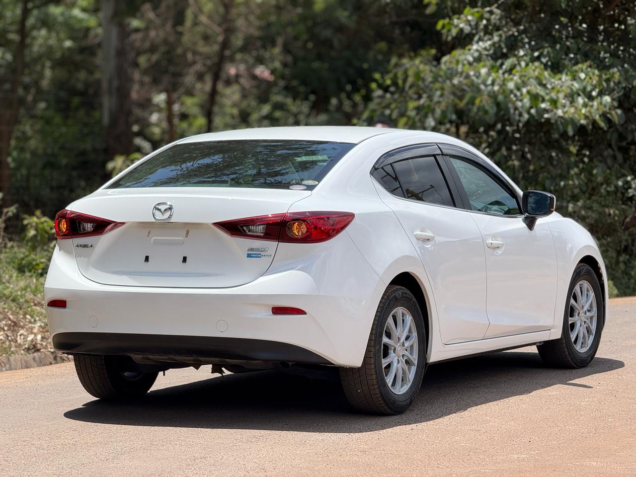 2017 AXELA