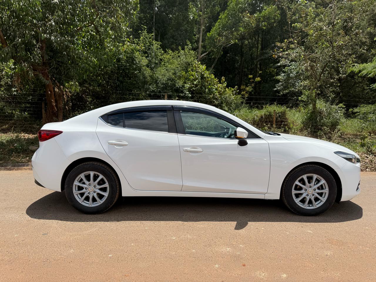 2017 AXELA