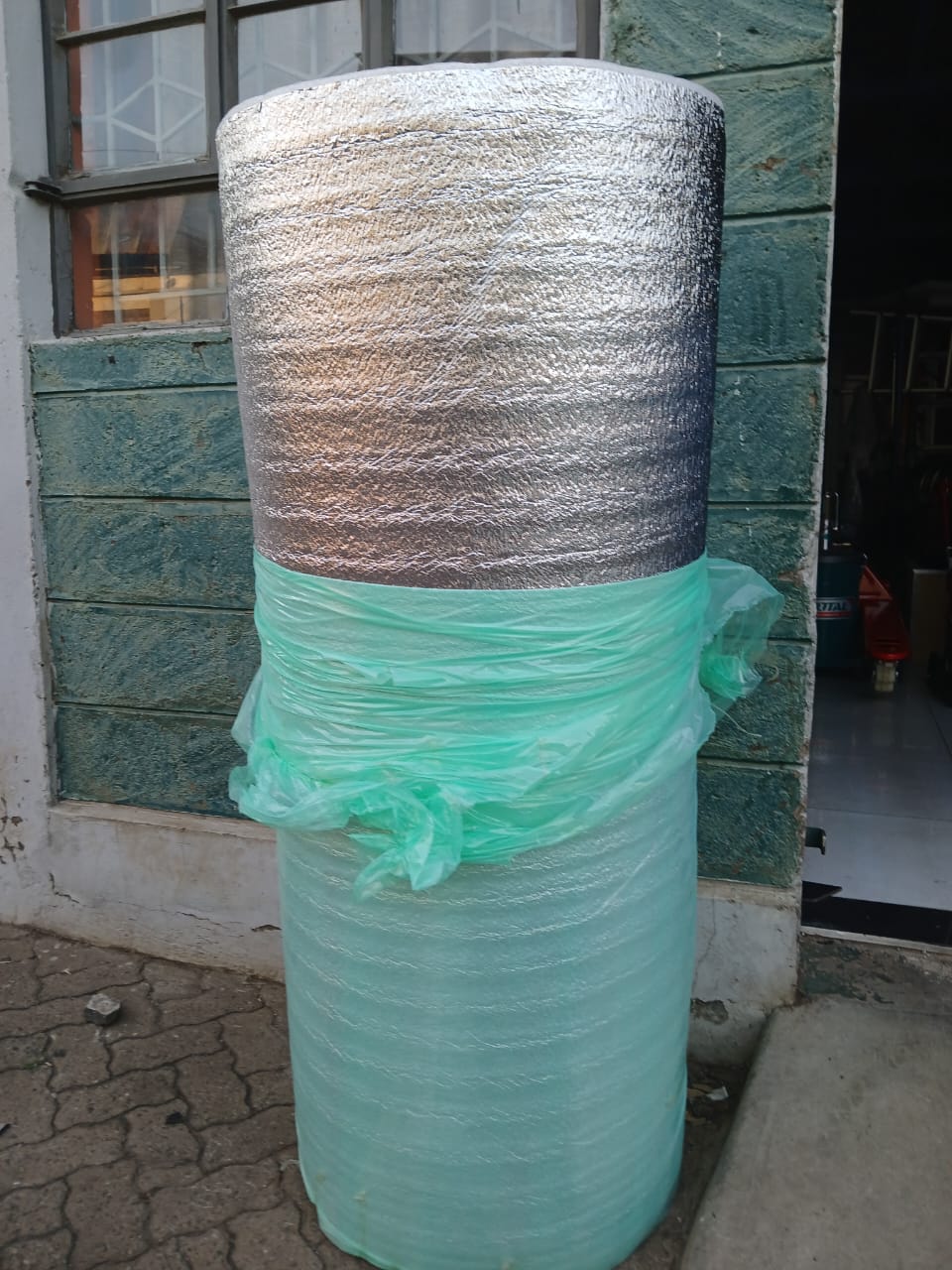 Heat insulation material