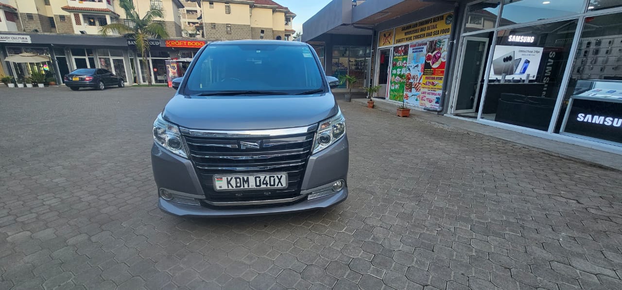 2016 Toyota Noah
