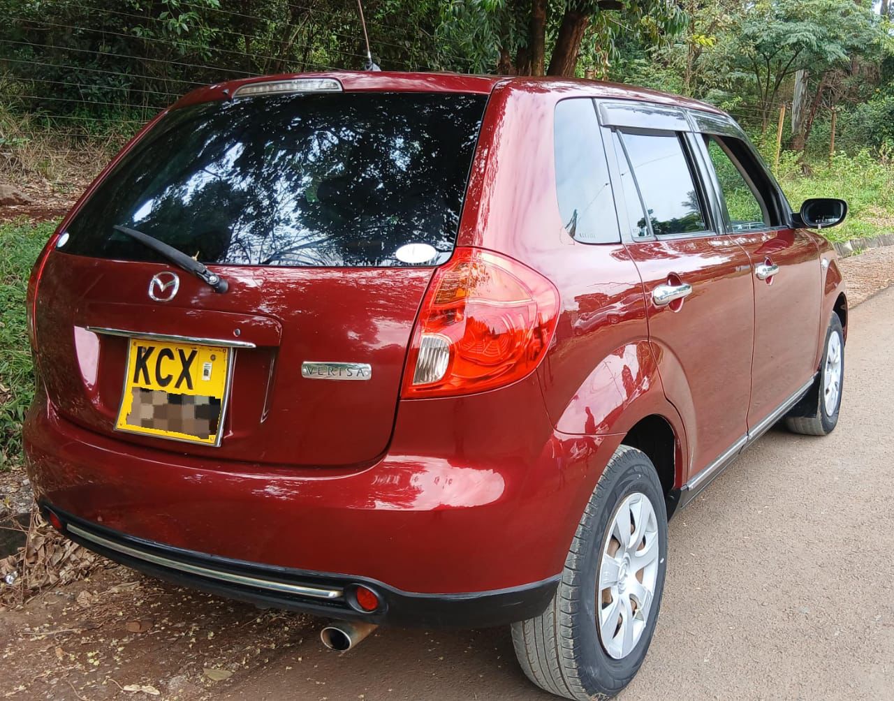Mazda Verisa