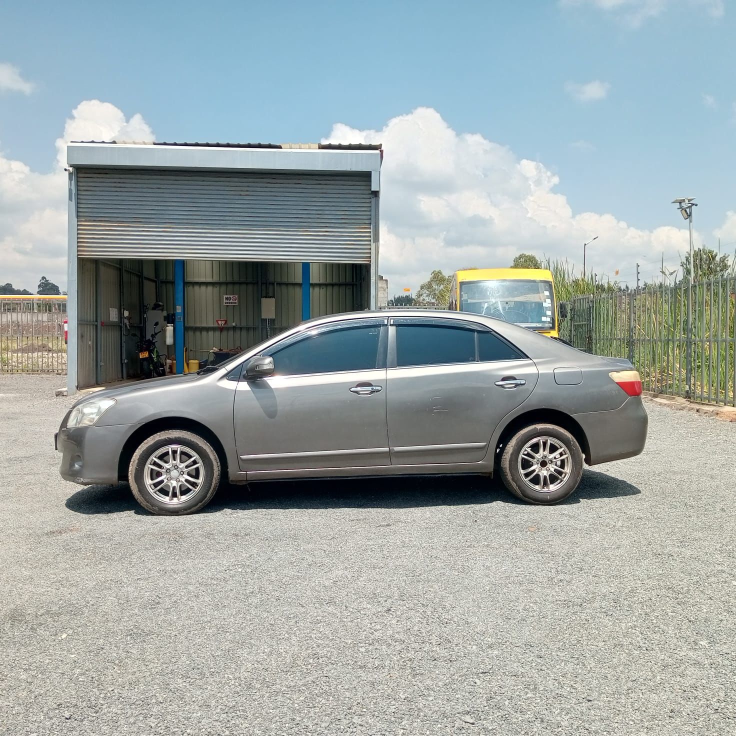 Toyota premio