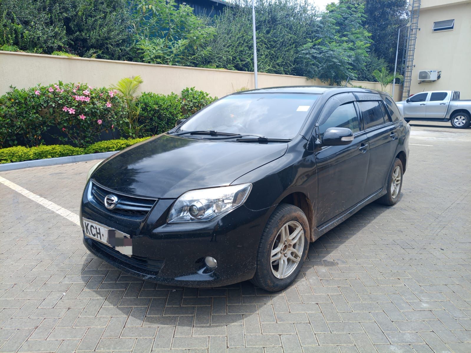 Toyota fielder