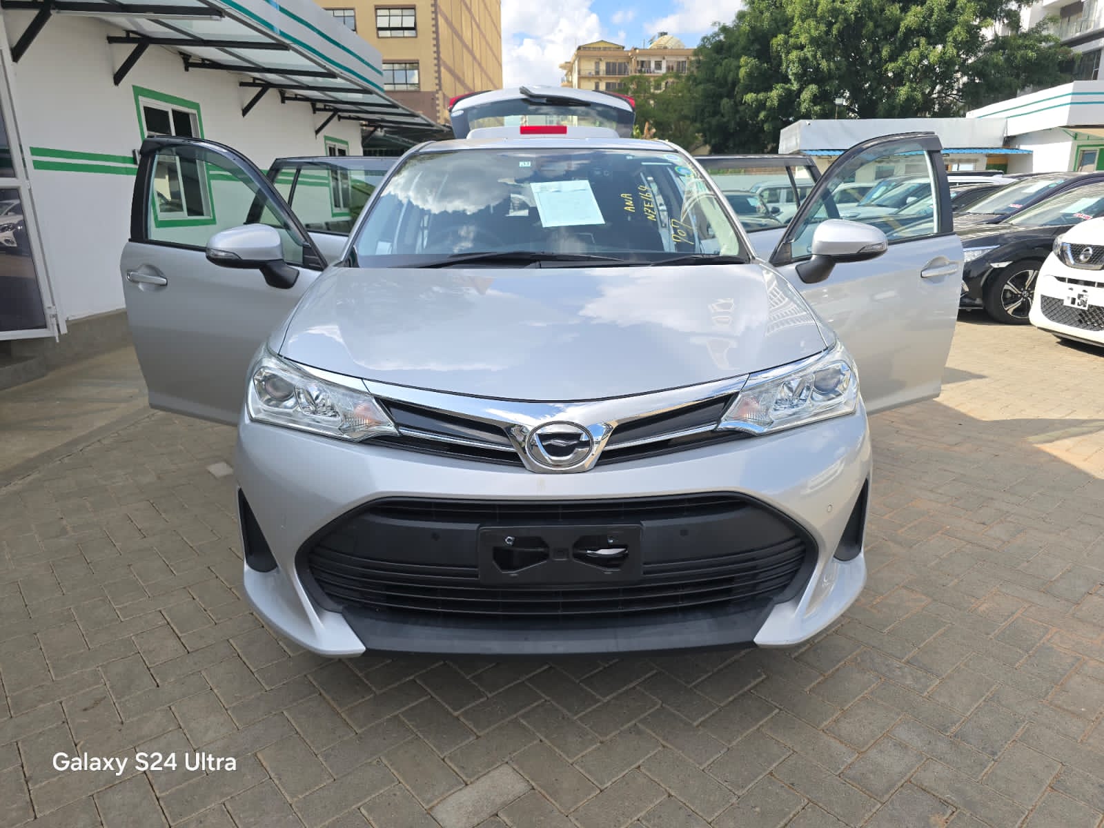 Toyota fielder 2018