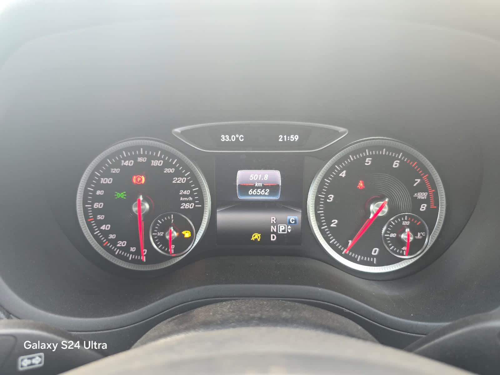 Mercedes Benz B180