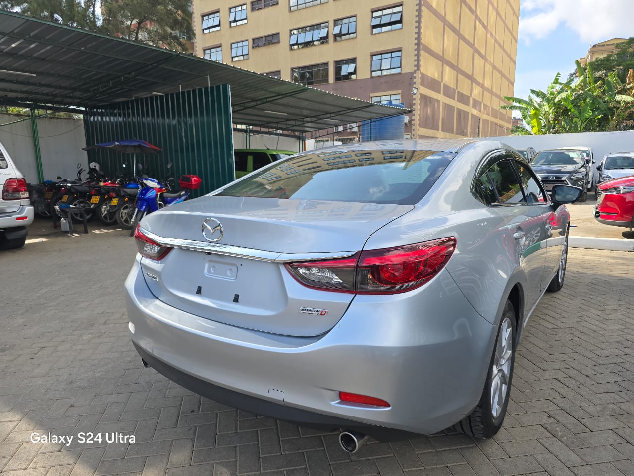 2017 Mazda Atenza