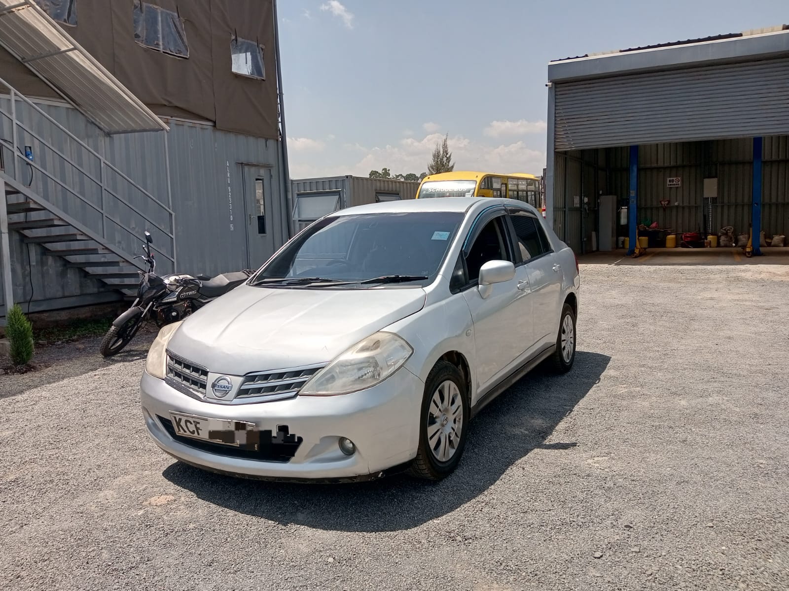Nissan Tiida