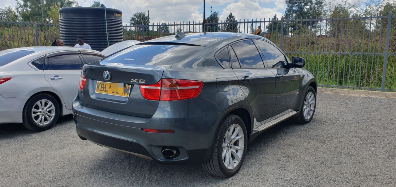 BMW X6