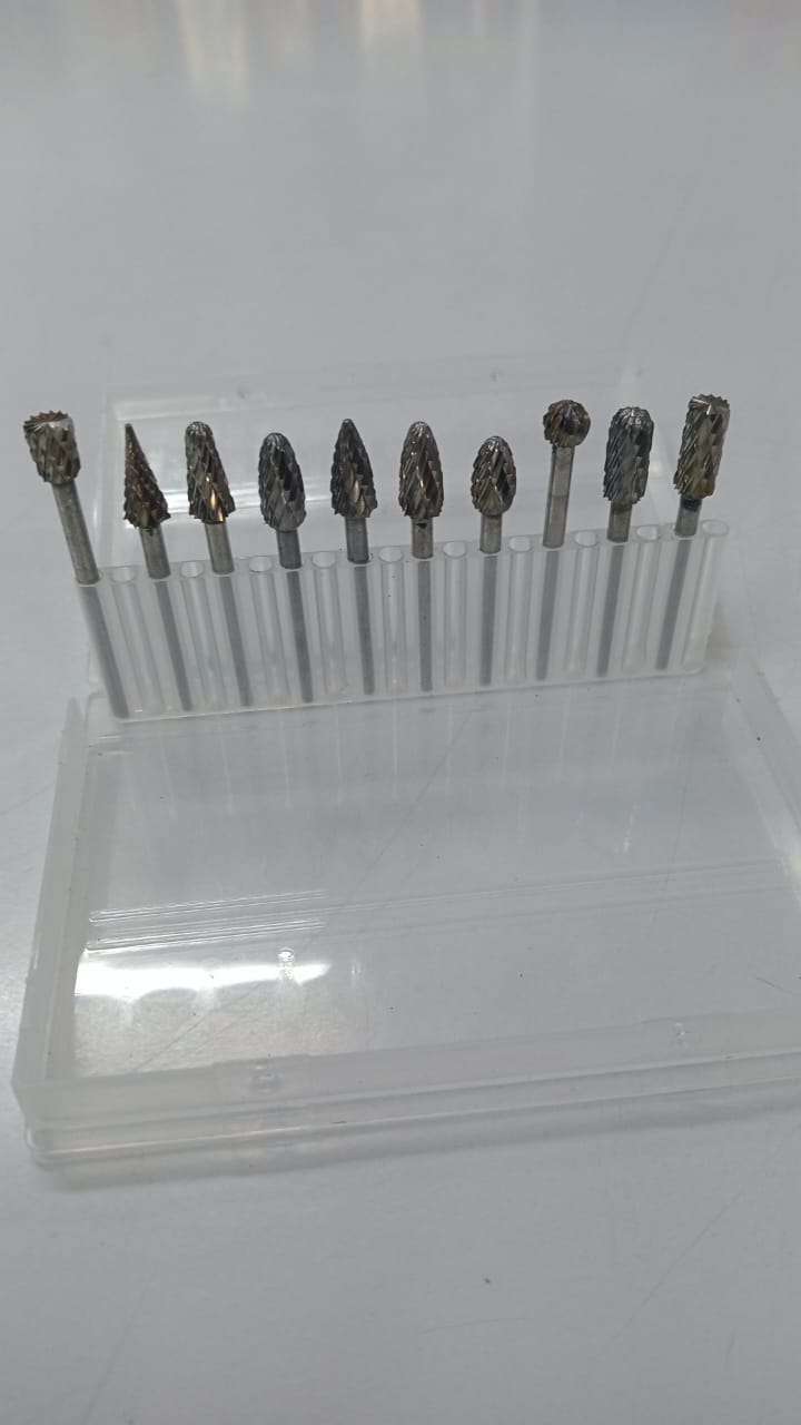 Carbide rotary burrs