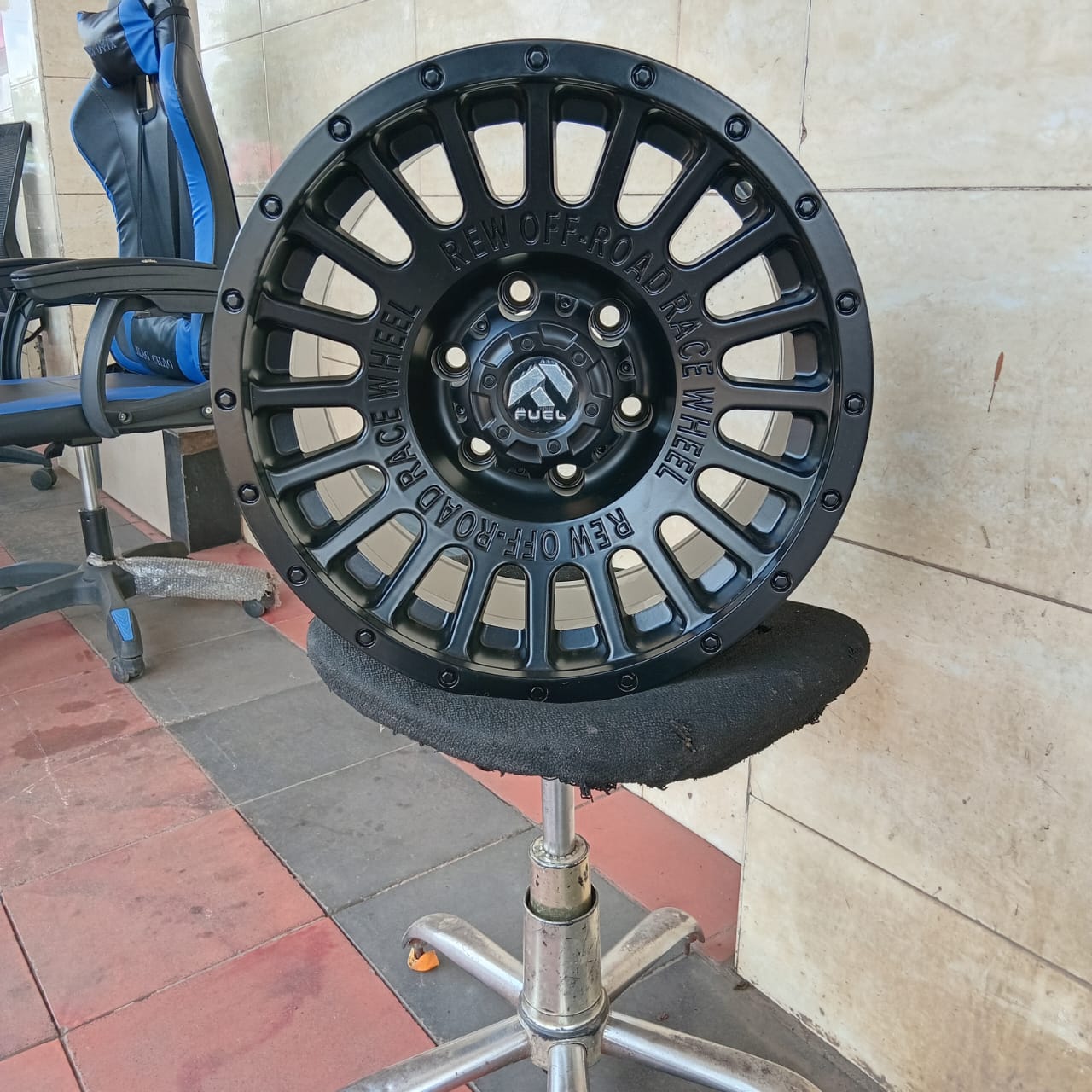 Size 17 offset rims