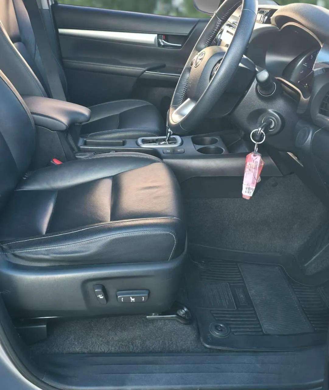 HILUX REVO