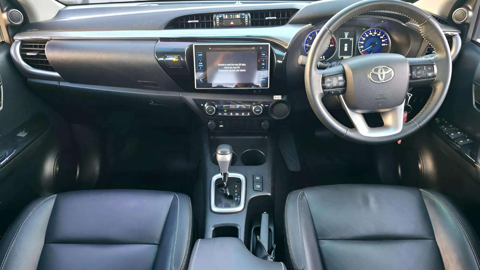 HILUX REVO