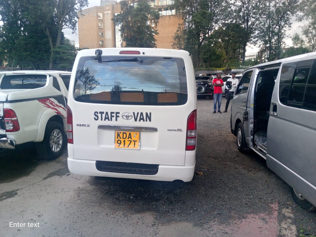 Toyota hiace model 2014