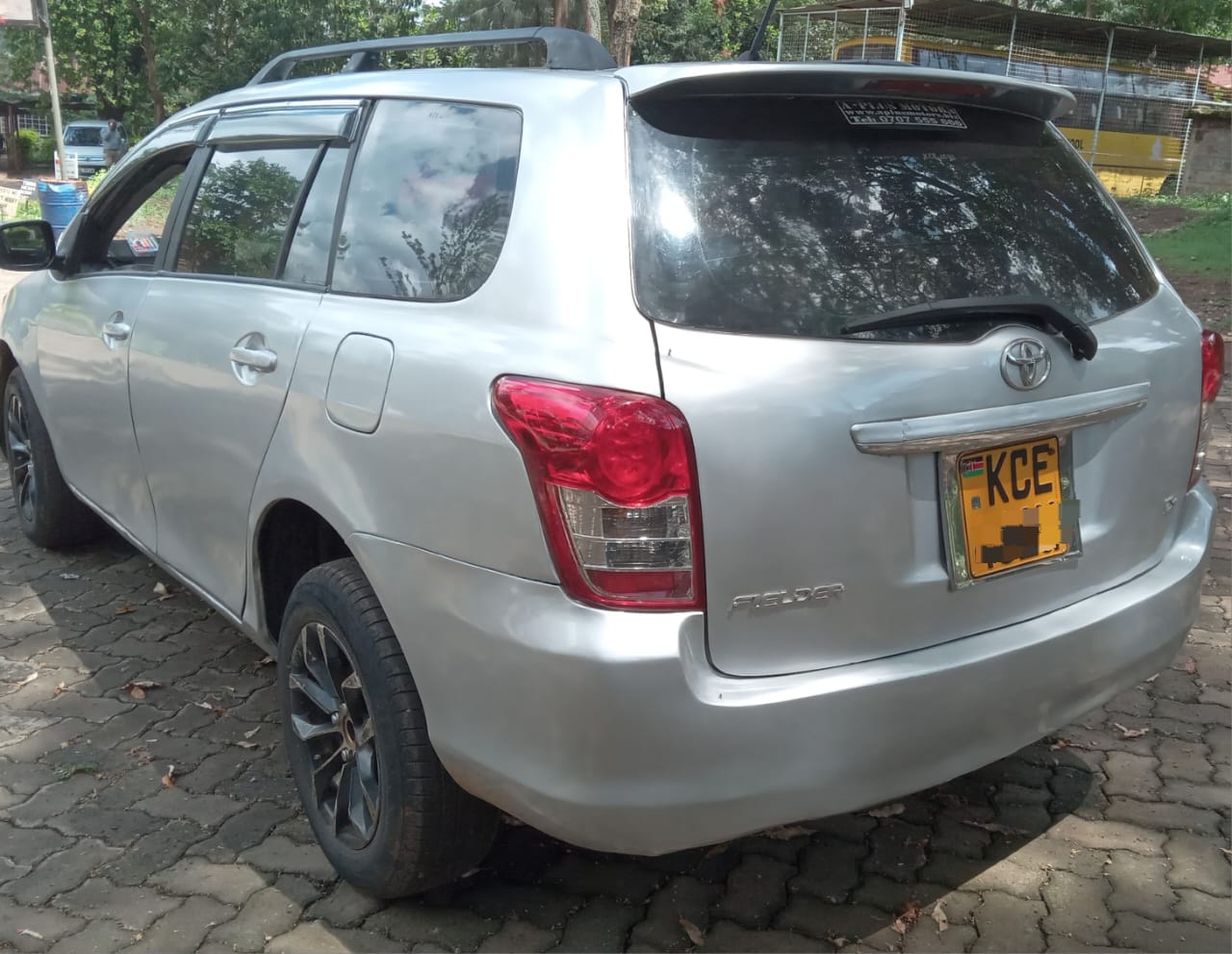 Toyota fielder