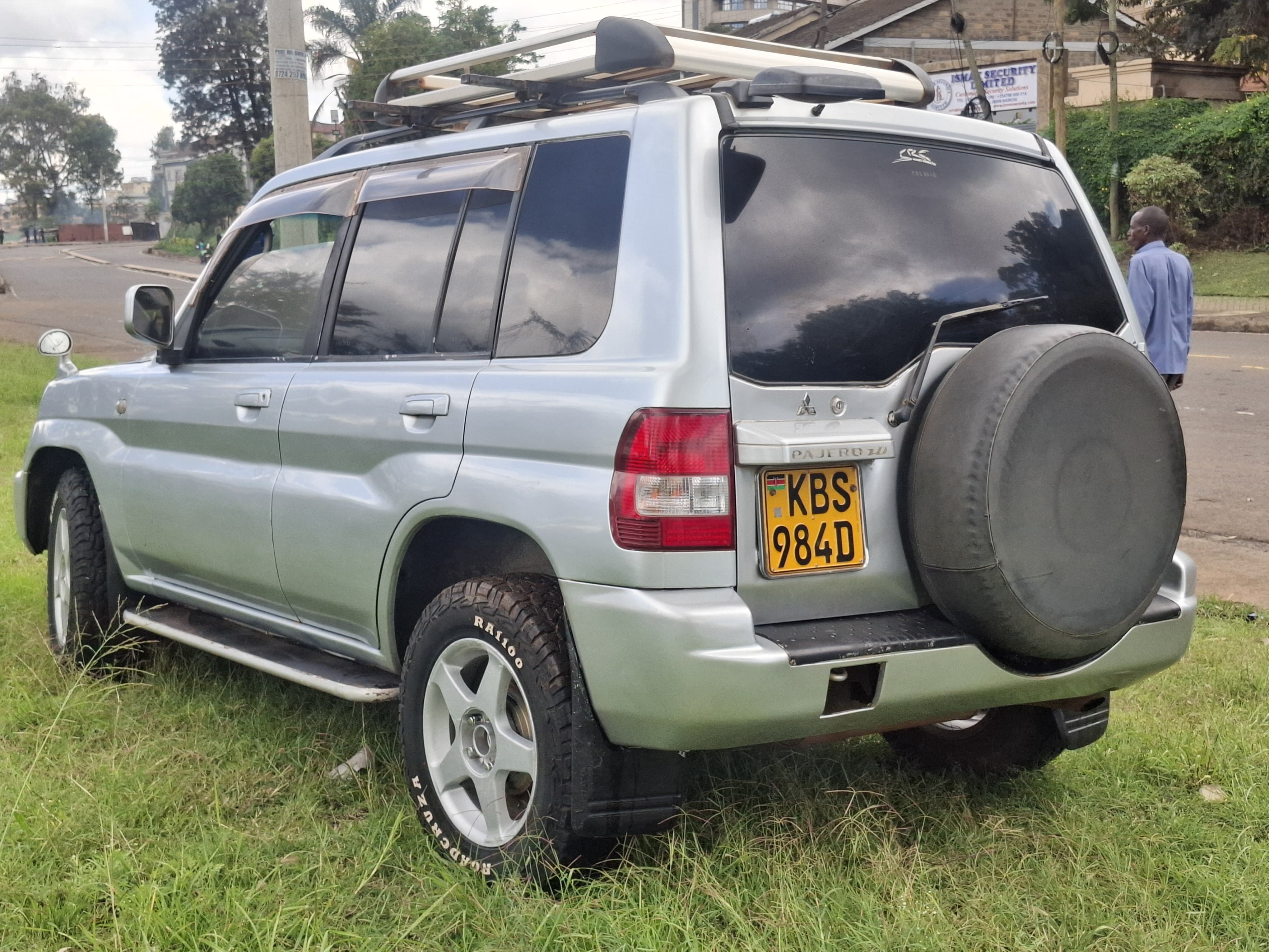 Mitsubishi pajero