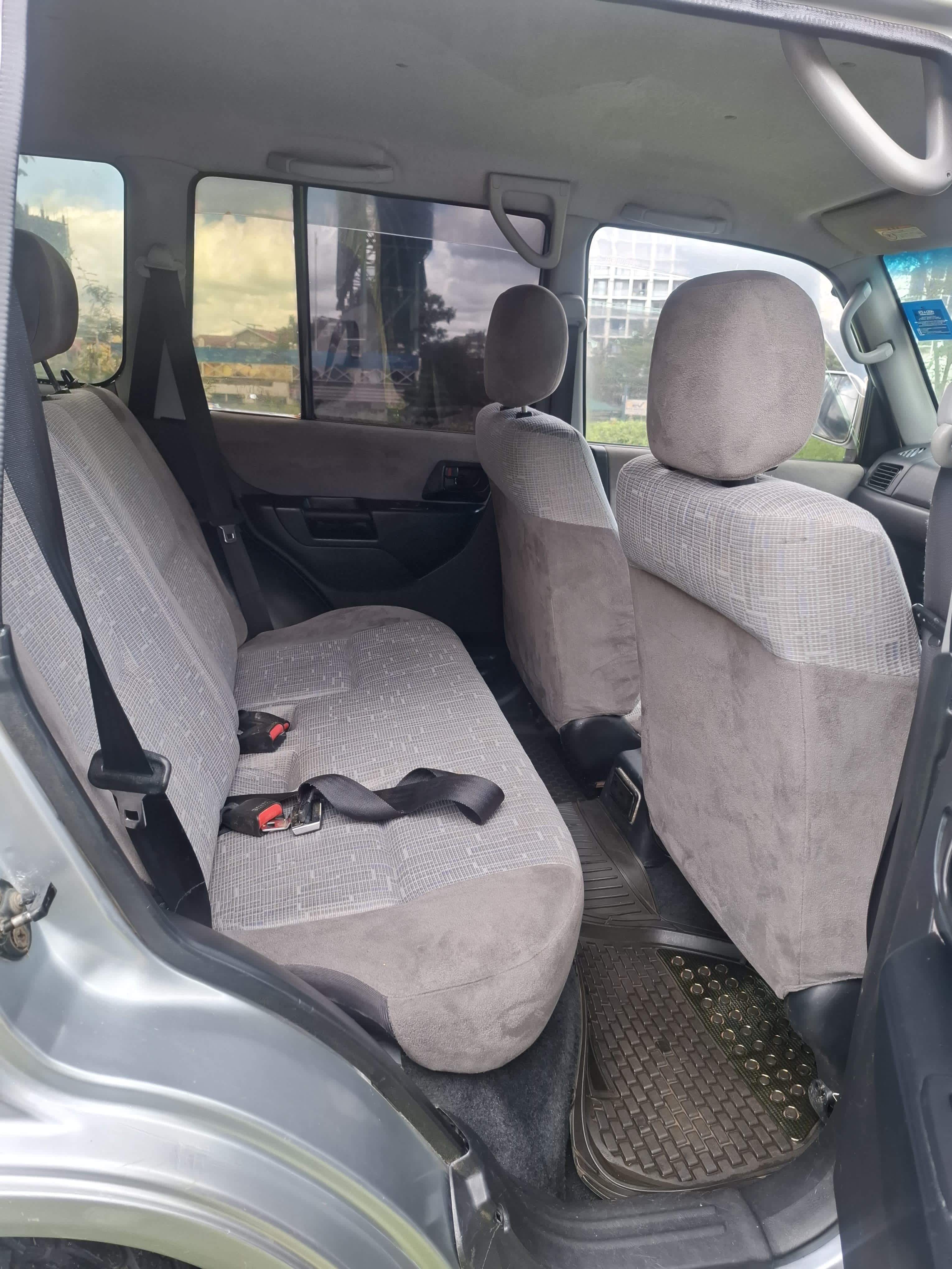 Mitsubishi pajero