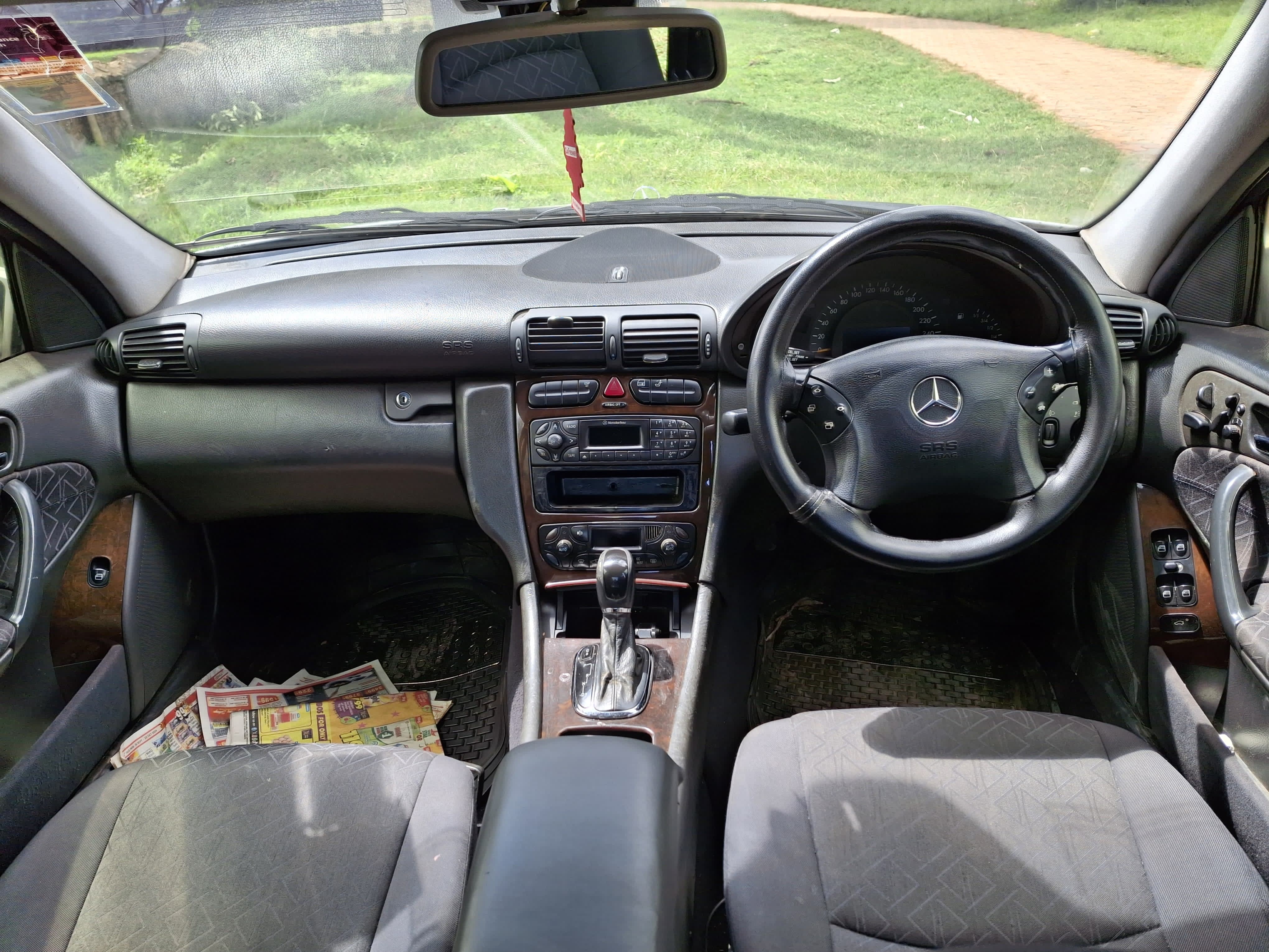 Mercedes Benz c240
