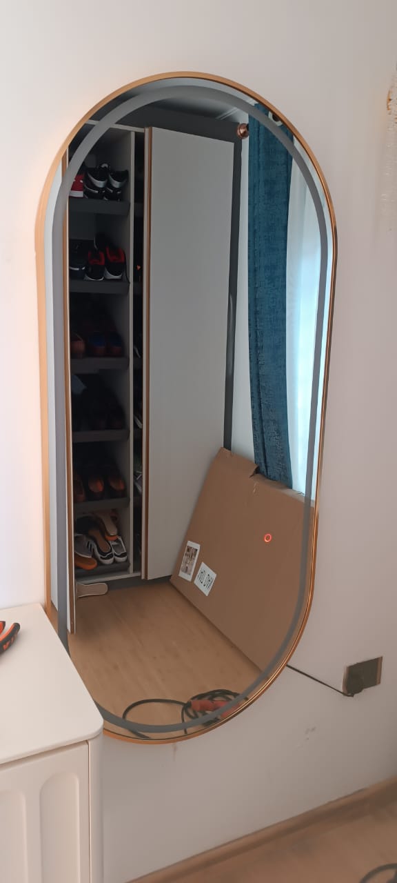 Lighting dressing mirror