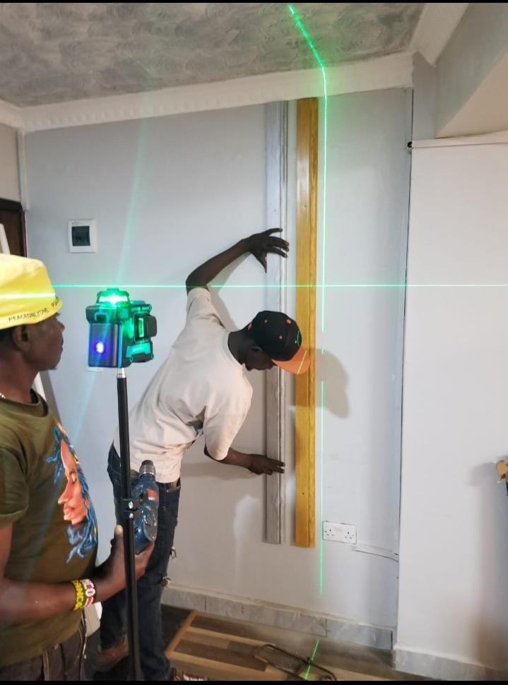 Laser level