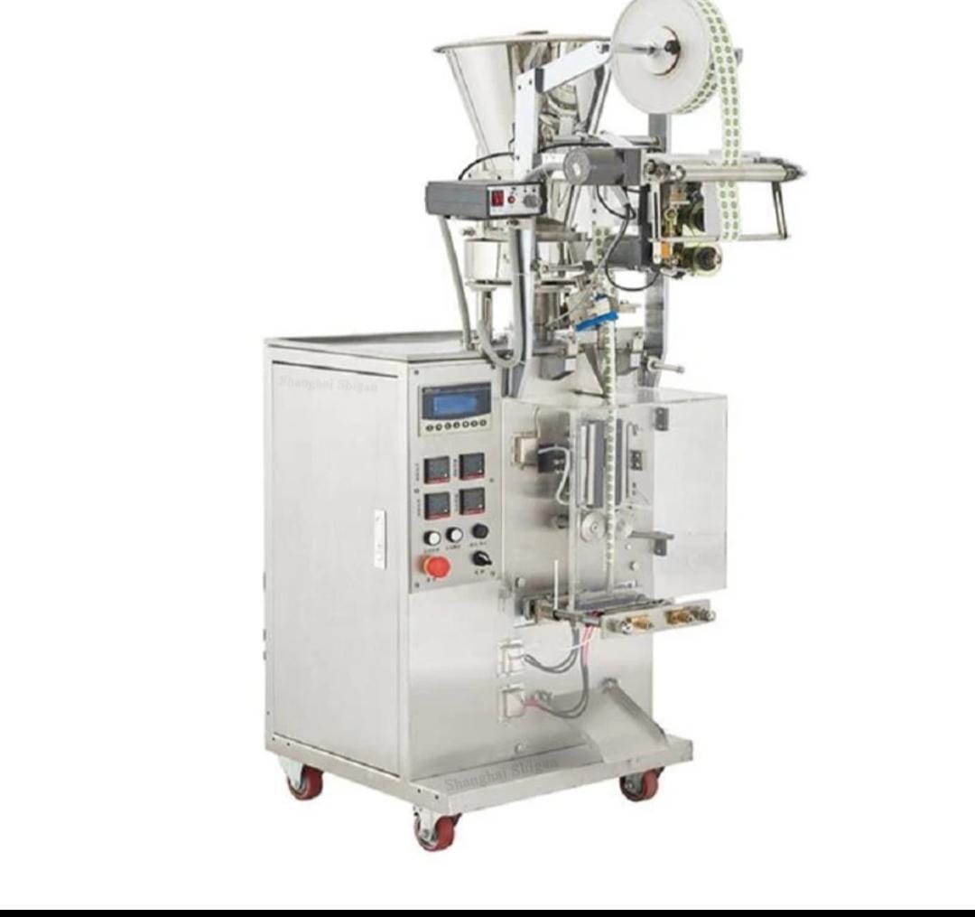 Sauce packing machine