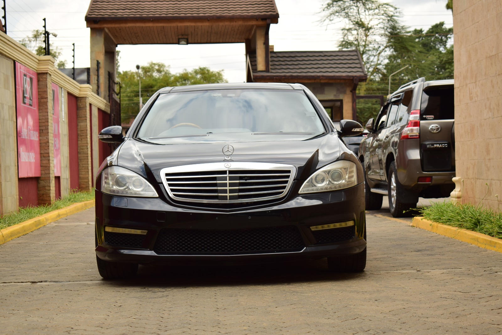 Mercedes Benz s600