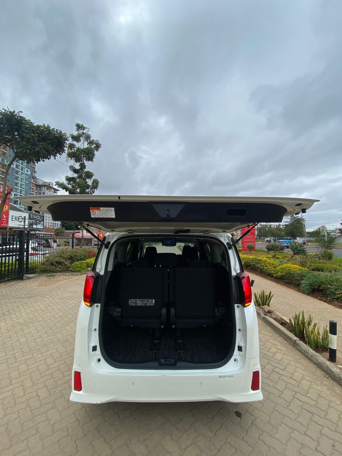 Toyota Alphard 2018