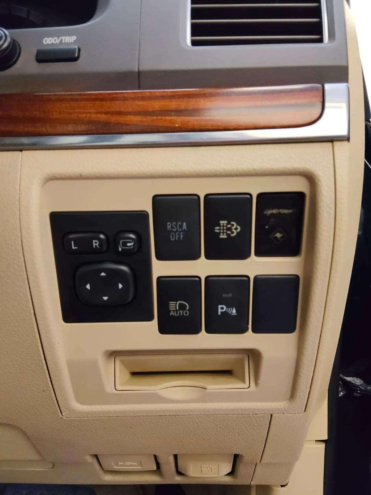 LAND CRUISER SAHARA