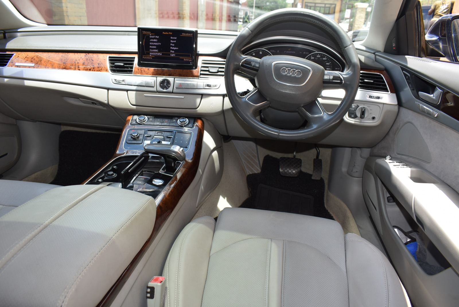 Audi A8