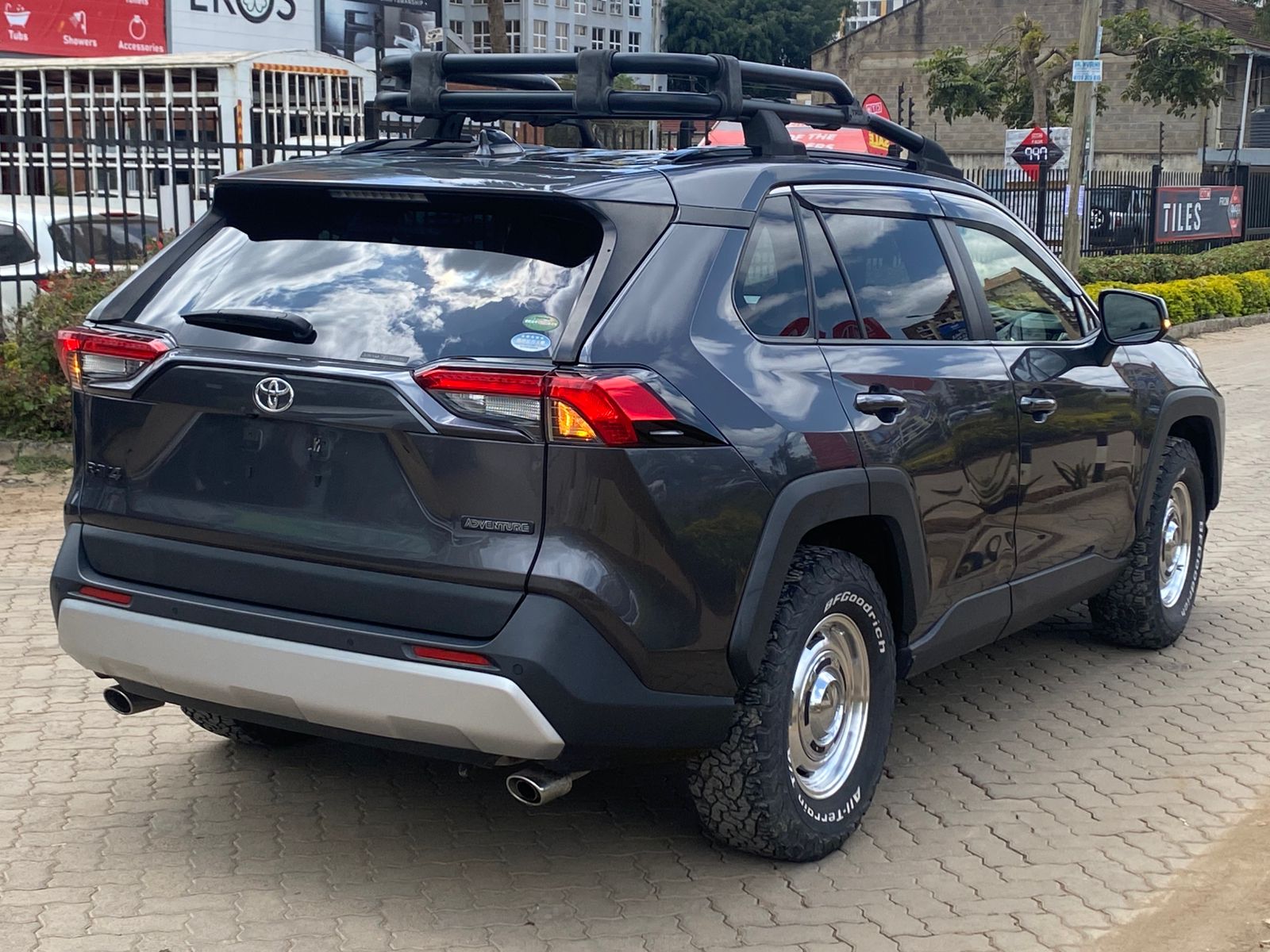 Toyota RAV4 2019 Adventure