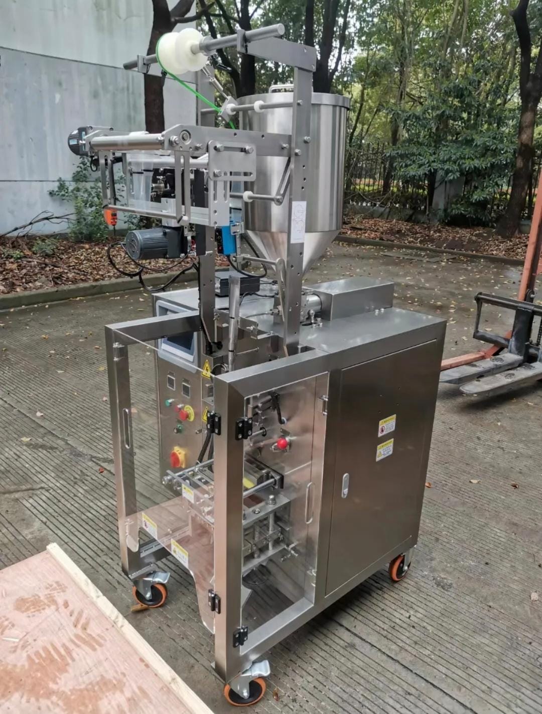 Icepop packing machine