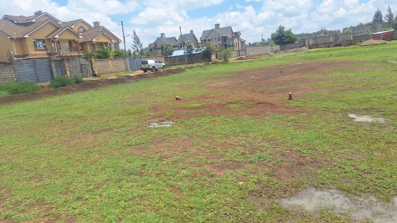 100*100 plot for sale