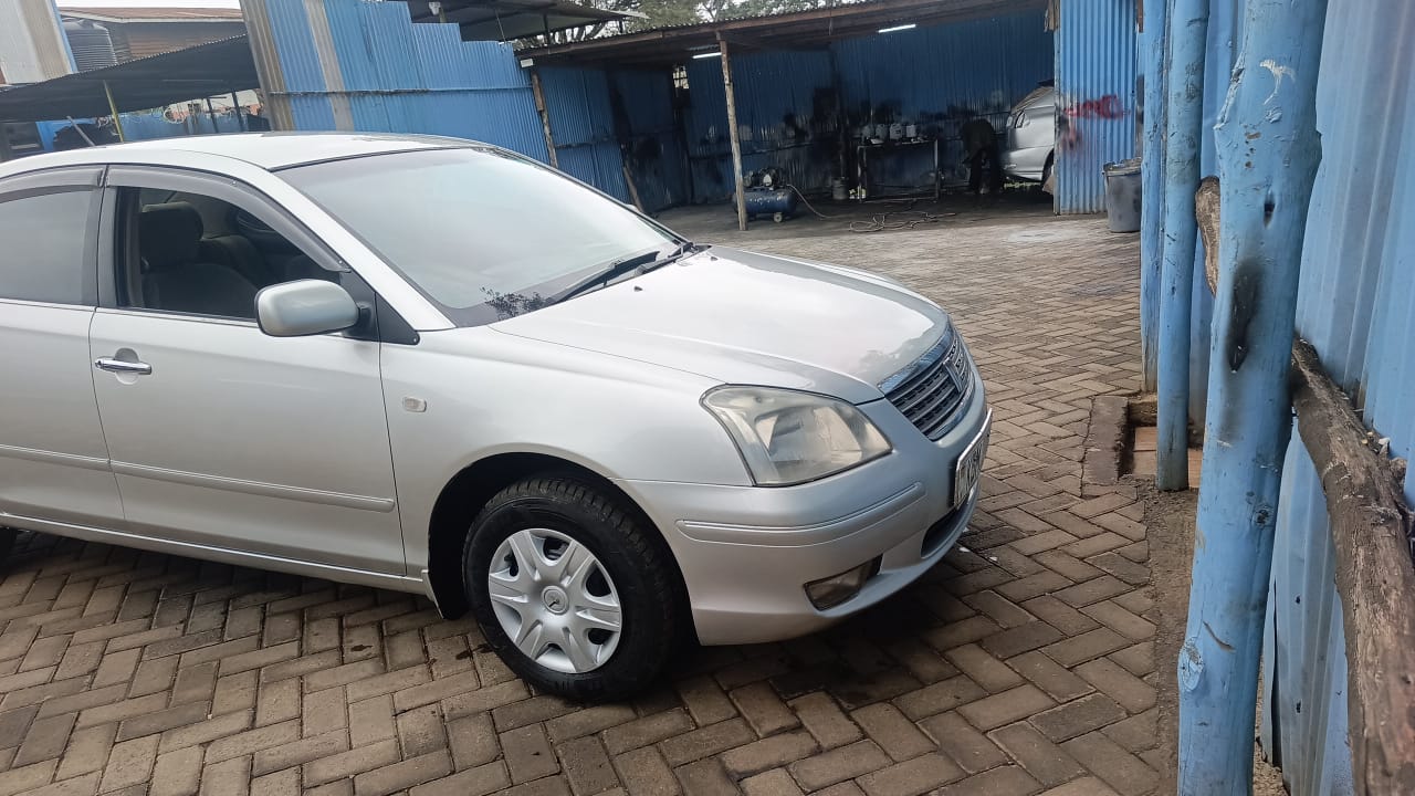 Toyota premio