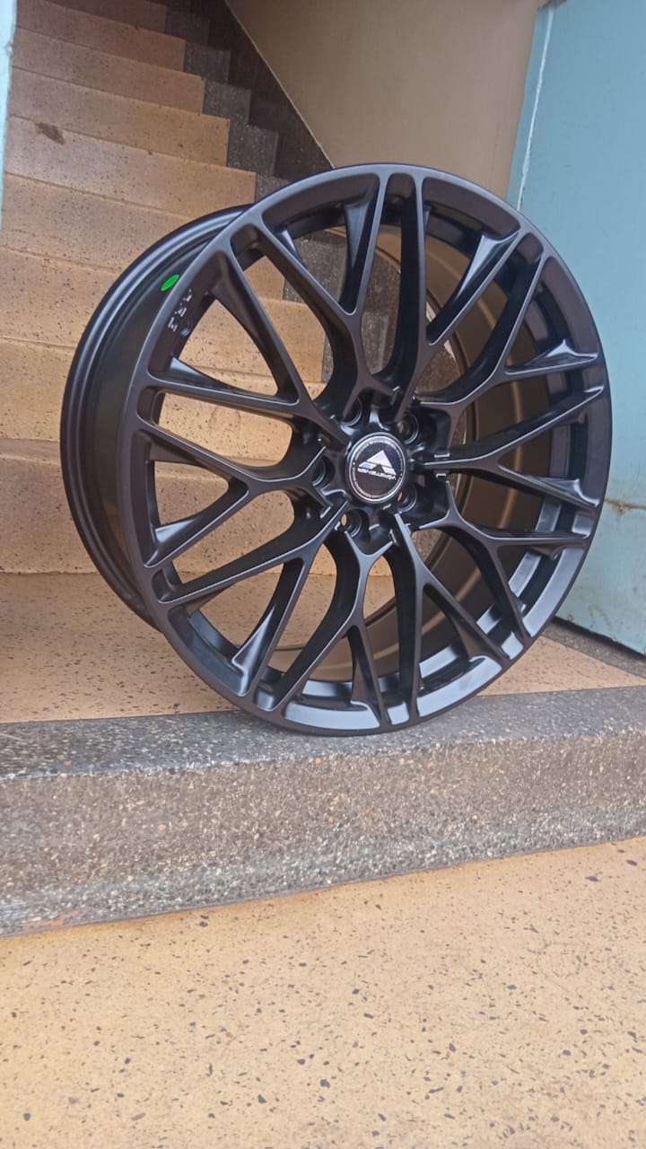 Size 18/5/112 sports rims