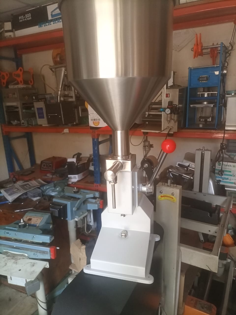 Strapping machine