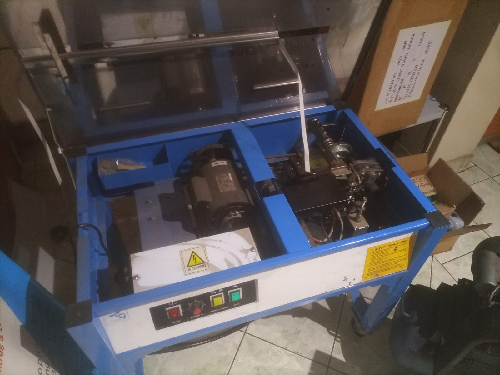 Strapping machine