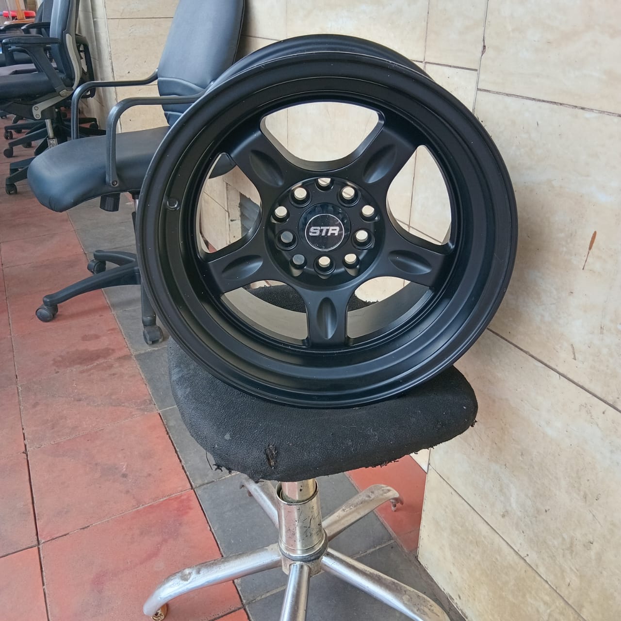 Size 17 normal rims