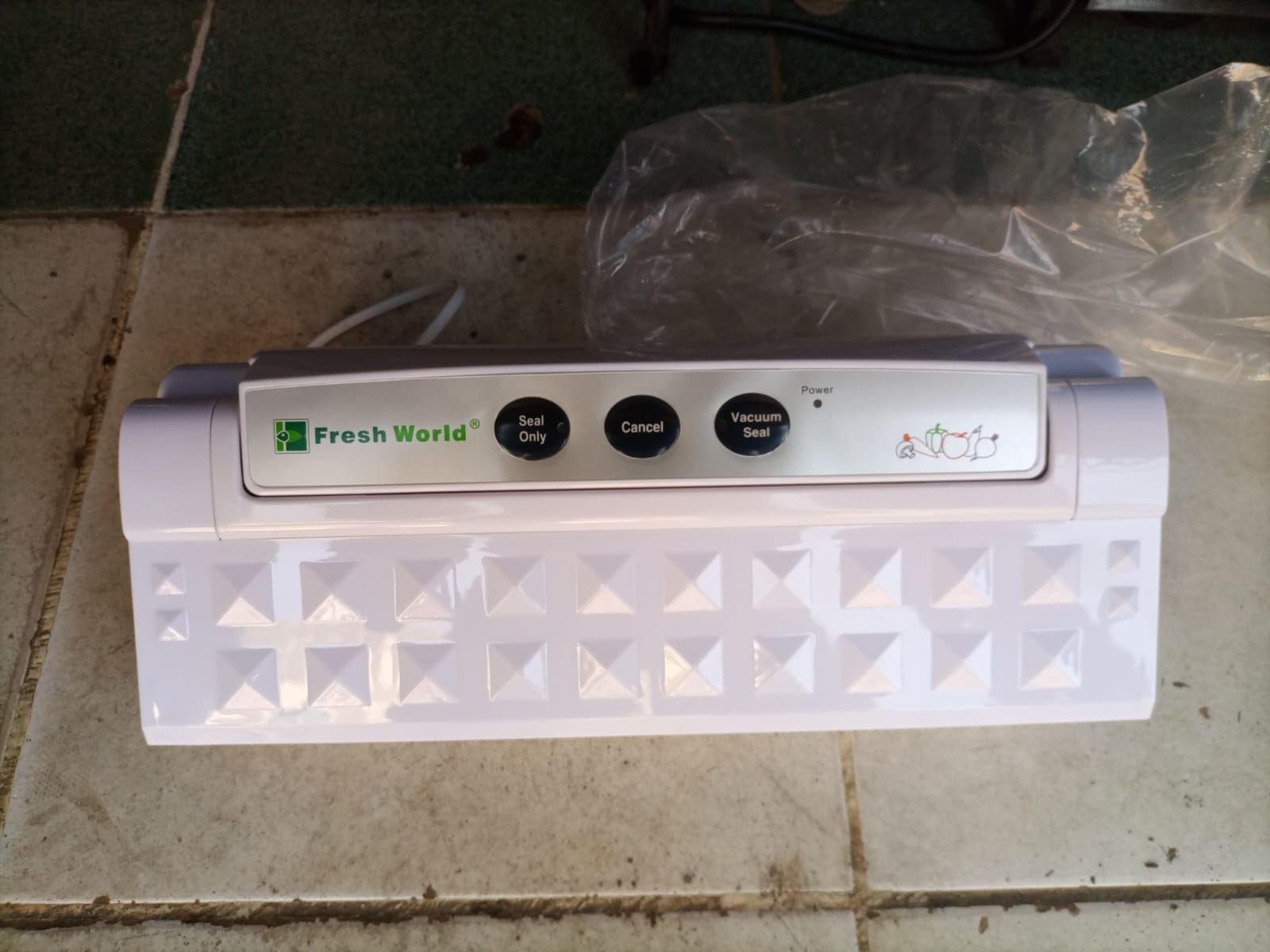 Vacuum sealer