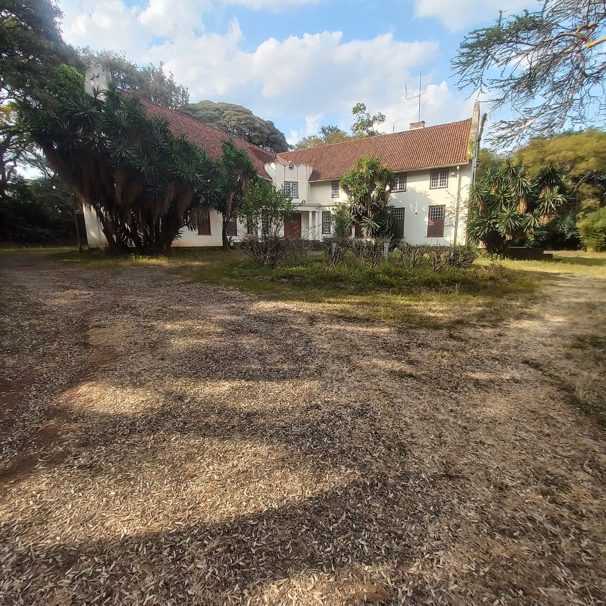 4.9 acre property for sale