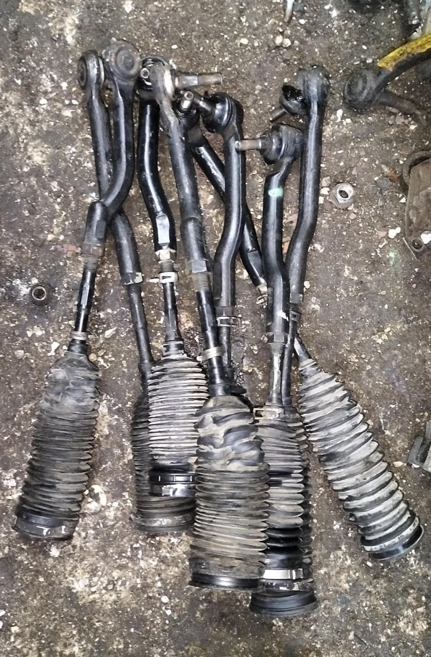 Nissan tiida tire rods