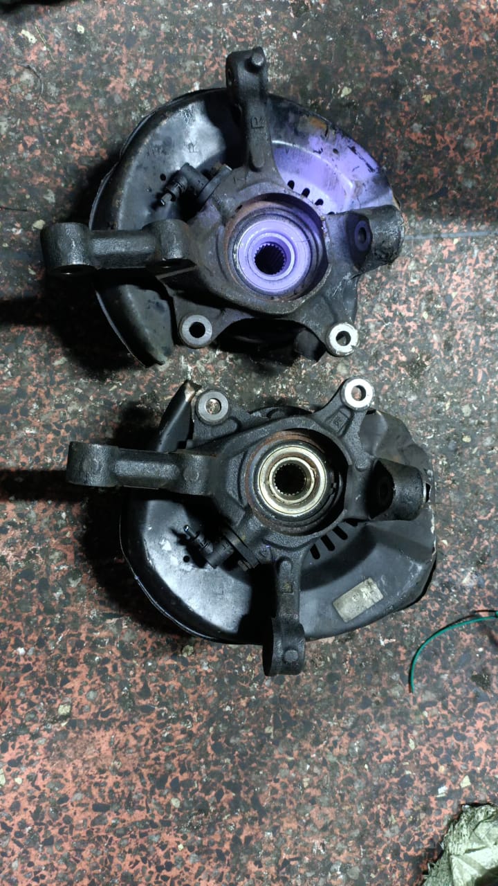Toyota probox front hub