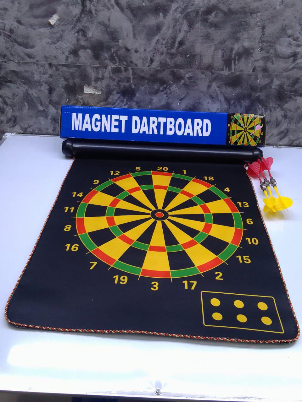 Magnetic dart board game