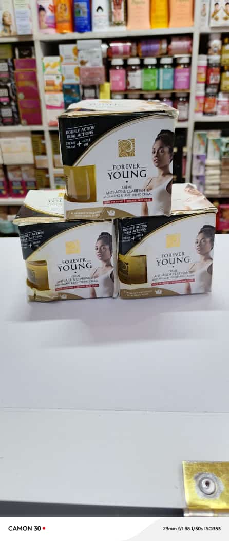 Forever young glowing cream