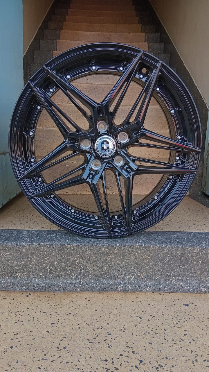 Size 18/5/112 sports rims